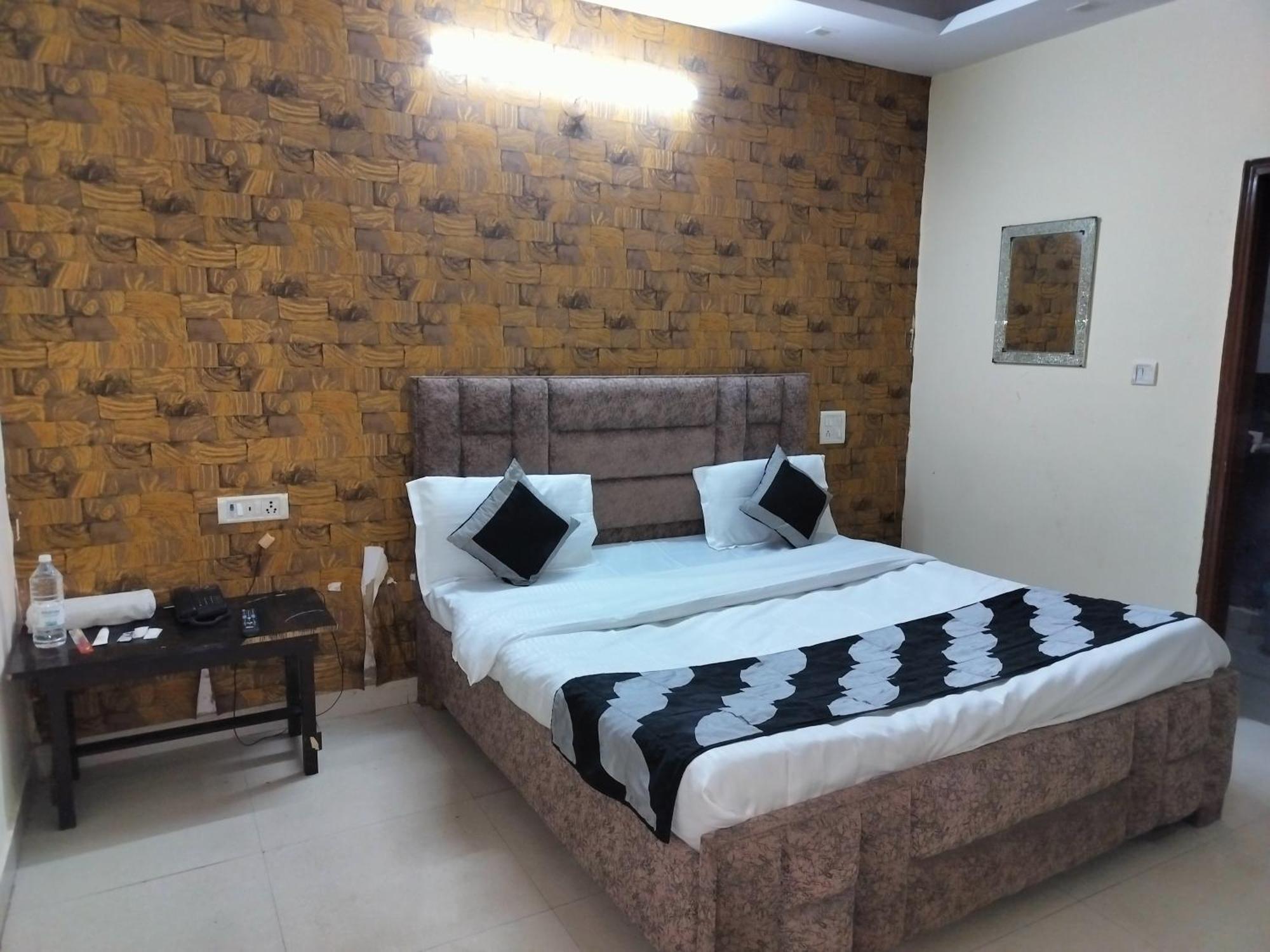 Hotel Green Snapper'100 M From Delhi University Near Isbt Kashmiri Gate New Delhi Ngoại thất bức ảnh